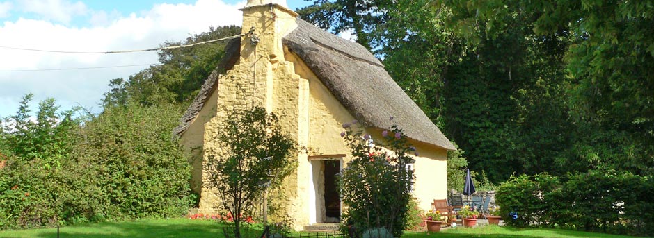 Thatched Cottage at Merthyr Mawr Thatched Cottage at Merthyr Mawr